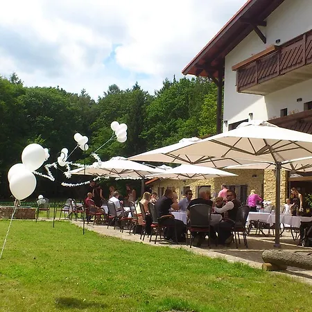 Maison d'hôtes Restaurace & Rochota 4*