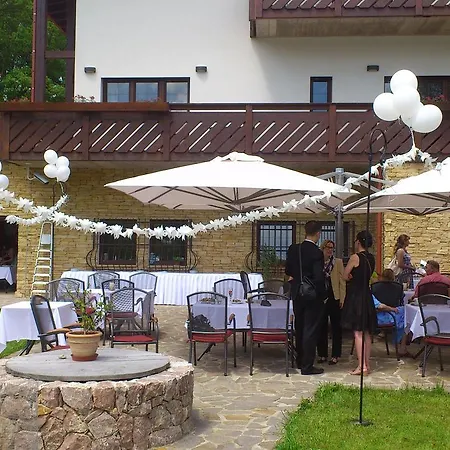Maison d'hôtes Restaurace & Rochota